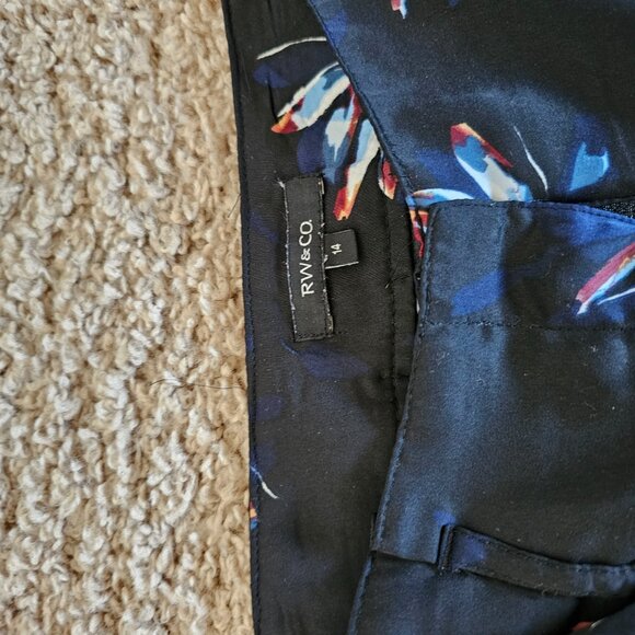 RW & Co Satin Floral Pants with tie waist - Picture 2 of 4